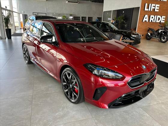 BMW M 135i 2.0 16V TURBO GASOLINA XDRIVE STEPTRONIC
